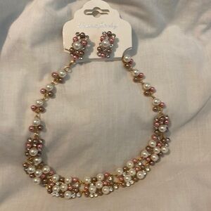 Faux Pearl necklace set